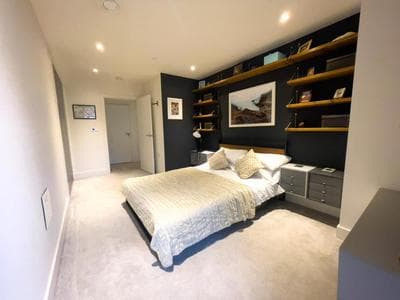 F9-Fantastic 2 Bedroom Flat in NW3!