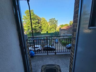 Comfortable doble room close Hide Park