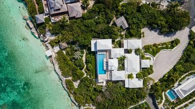 Reef Tides Luxury Beach House