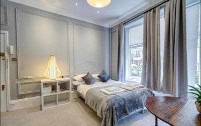 Stunning studio next to Harrods
