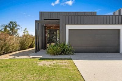 No 1 Marine Cove - Lake Views