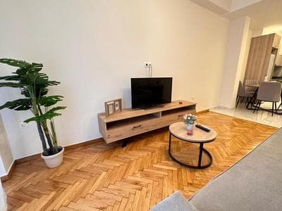 Minimalist - AT116