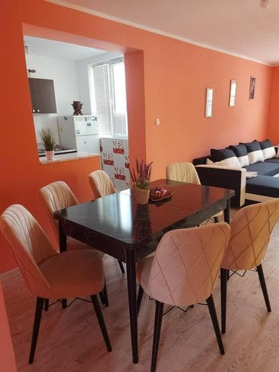 Viktoria House