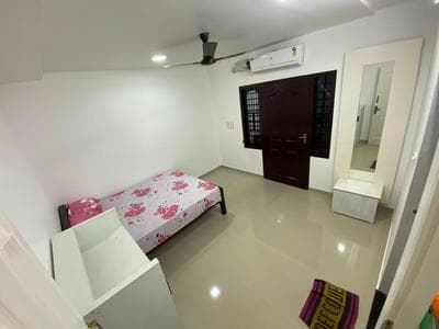 VR city homestay kochi