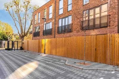 London Oasis - Spacious 4 Bedroom House