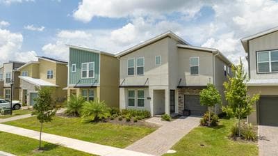 Luxury 6BR Resort Home - Pool, Hot Tub & BBQ - Near Disney!
