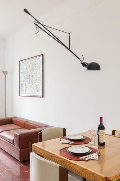 Casa Garibaldi: design retreat near Colosseum