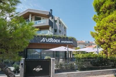 ArtRock Apartments