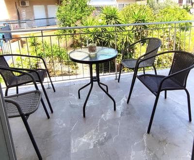 VASO'S APARTMENTS