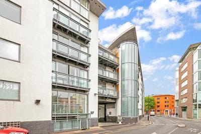 Chic apartment near Tower Bridge
