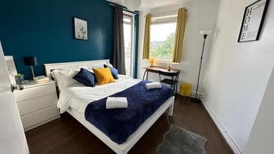 Modern 3 Bedroom Flat In Camden