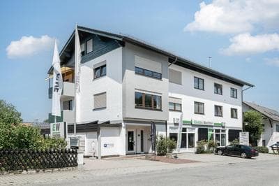 FENJOY Design Studio Apartment