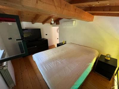 Casa indipendente con vista acquedotto romano