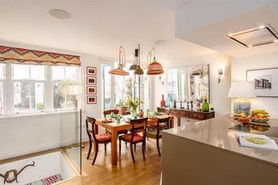 Stunning Notting Hill 3 bed with Air con