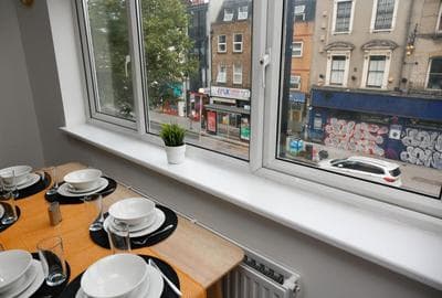 New Luxury Apartments in Central London Next to Shops, Cafes, Bars & Metro