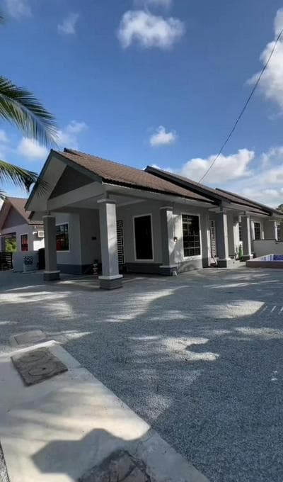 Senjaloka Homestay SWIMMING POOL