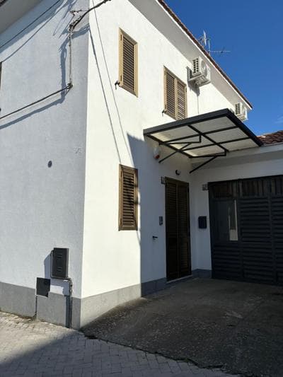 Viola's Charming House