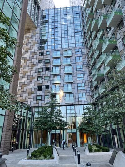 Apartment in Canary Wharf