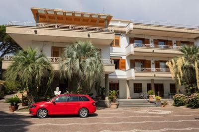 Gargiulo Suites