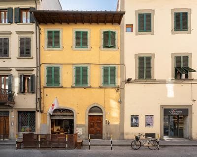 Keys of Italy - Verdi 2 - Ampio Monolocale in Santa Croce