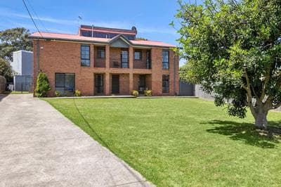 New Street Beach House Pet-Friendly 350m to Beach