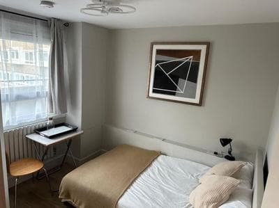 Modern 4 bed-2 bath in Battersea