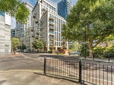 Stylish flat in East London Ideal Urban Retreat - Pass the Keys