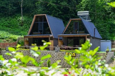 Eça River Bungalov