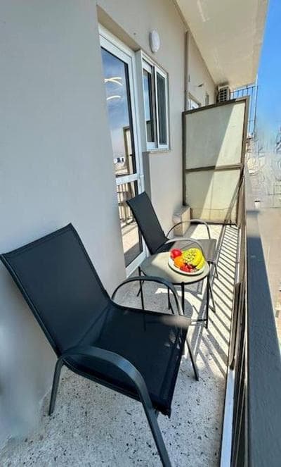 Second Pearl, just 1 km from the Acropolis