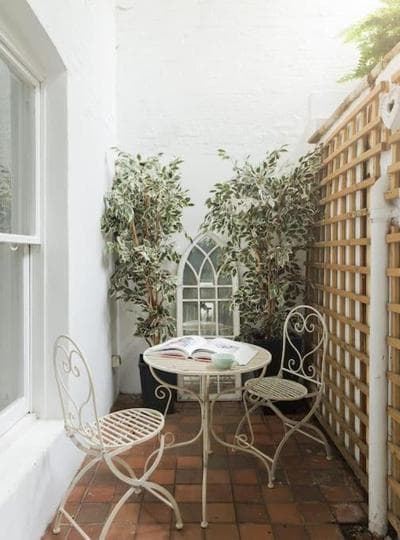 Holland Park 2 Bed