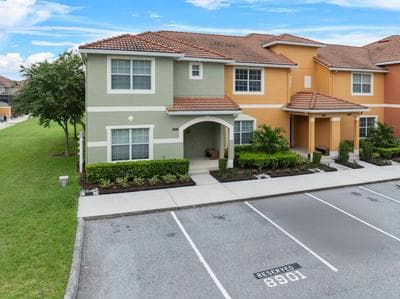 Luxury 5BR 4BA with Pool in Kissimmee