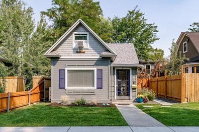 #StayInMyDistrict Hyde Park Bungalow