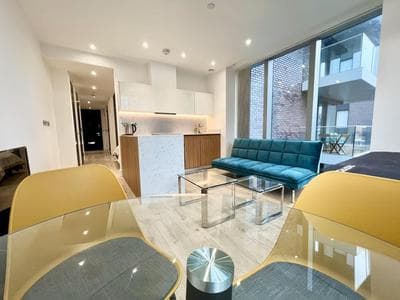 Stylish London City Apartment