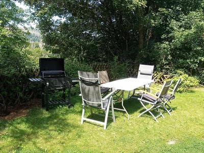 Ferienwohnung ENDORA im Harzer Stil, Handgefertigte Möbel - WLAN- GARAGE - Wandern-Mountainbike-Motorradurlaub