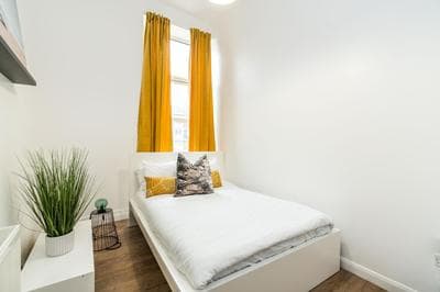 Shoreditch-Bricklane-MileEnd-ShardTower-TowerBridge-
