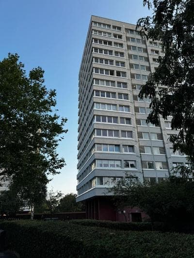 SKY View Apartment - 15 min by Tube To Oxford St in Central London