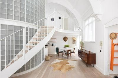 Veeve - Divine Mezzanine