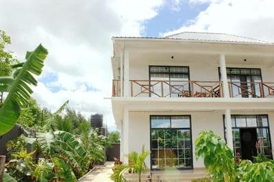 Jungle Villa Paje - Apartment on Upper Floor of a Villa