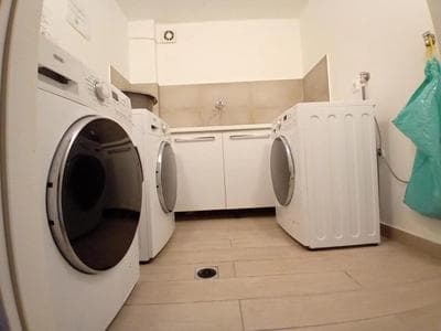 Elvis 2-Bedroom Apartment in Athens