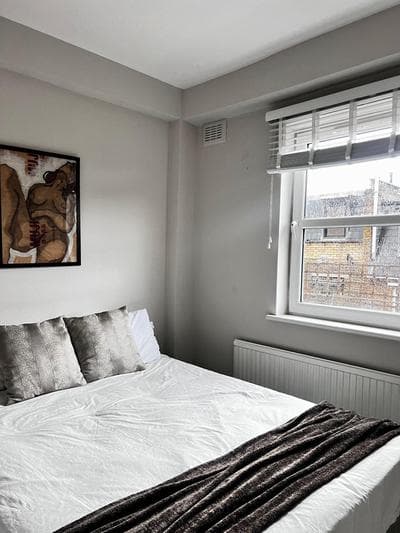 Bright and modern flat near Portobello Road and the canal