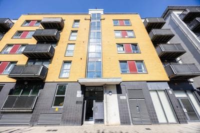 Modern 2 Bed Flat in Greenwich
