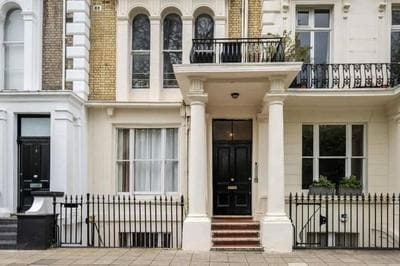 Quiet Terraced Apartment for Relaxing Escapes