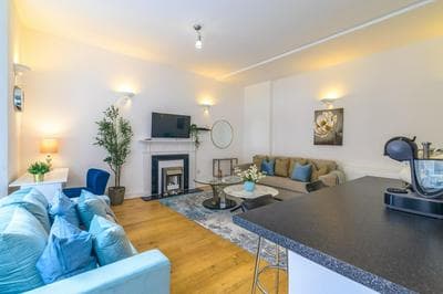 Two Bed Two Bath Oxford Circus Apartment
