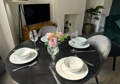 Luxe Short Stays - Sleeps 6 - Putney - Roehampton - Free Parking