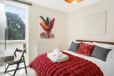 Chic London Apartment Zone 2