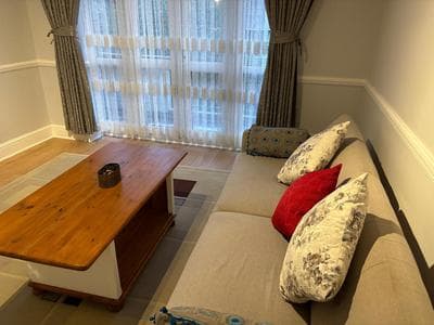 Bright 2 Bedroom Flat Close to City Centre
