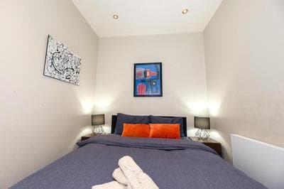 Spacious 4BR Victorian Estate in Kensington
