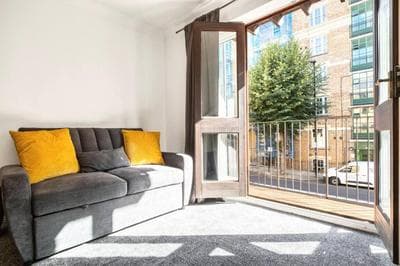 Very Nice Tower Bridge Apartment - 2 Bdr - 2 Bath