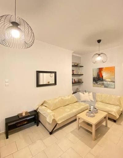 Elias' family flat in Plato's Academy