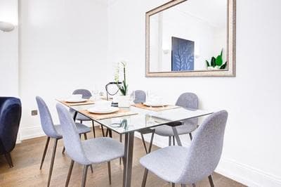 Marble Arch Beautiful Four Bedroom Apartment